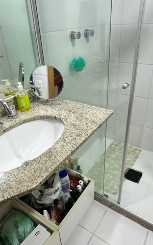 Apartamento à venda com 70m², 2 quartos e 1 vaga Apartamento à venda com 70m², 2 quartos e 1 vagaBanheiro
