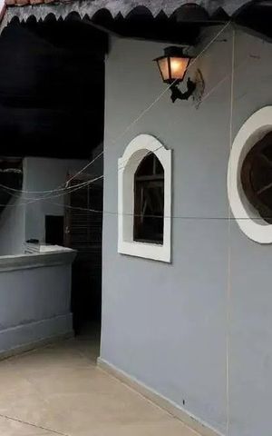 Casa à venda com 133m², 3 quartos e 3 vagas Casa à venda com 133m², 3 quartos e 3 vagasÁrea externa