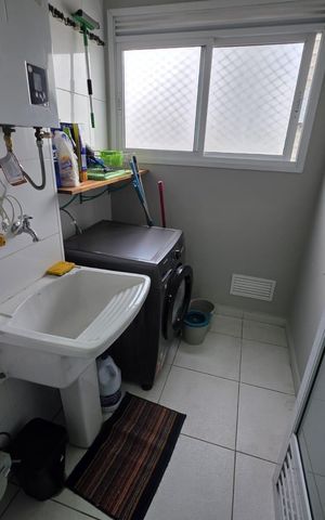 Apartamento à venda com 60m², 2 quartos e 1 vaga Apartamento à venda com 60m², 2 quartos e 1 vagaÁrea de serviço