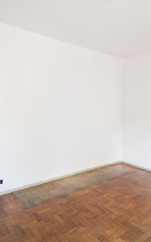 Casa à venda com 120m², 3 quartos e 8 vagas Casa à venda com 120m², 3 quartos e 8 vagasQuarto 1