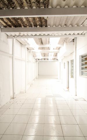 Casa à venda com 120m², 3 quartos e 8 vagas Casa à venda com 120m², 3 quartos e 8 vagasGaragem/Quintal