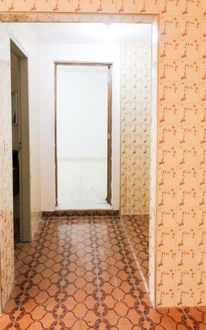 Casa à venda com 120m², 3 quartos e 8 vagas Casa à venda com 120m², 3 quartos e 8 vagasÁrea de Serviço