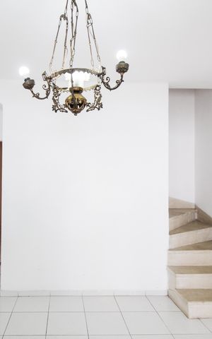 Casa à venda com 120m², 3 quartos e 8 vagas Casa à venda com 120m², 3 quartos e 8 vagasSala