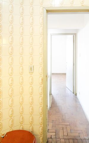 Casa à venda com 120m², 3 quartos e 8 vagas Casa à venda com 120m², 3 quartos e 8 vagasBanheiro 1