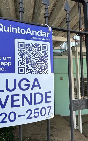 Casa à venda com 120m², 3 quartos e 8 vagas Casa à venda com 120m², 3 quartos e 8 vagasFachada - Plaquinha instalada