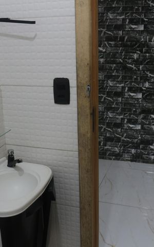 Casa para alugar com 62m², 2 quartos e 1 vagaBanheiro