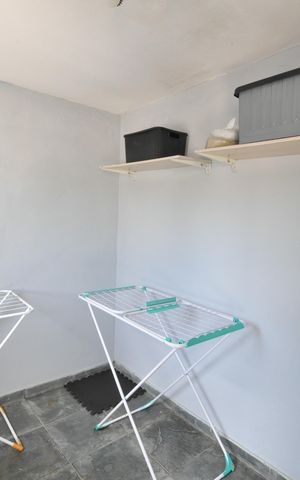 Casa à venda com 110m², 3 quartos e 2 vagasQuarto de Serviço