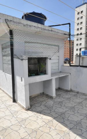 Casa à venda com 110m², 3 quartos e 2 vagasTerraço