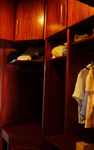Casa para alugar com 1000m², 4 quartos e 3 vagasCloset Suíte 3