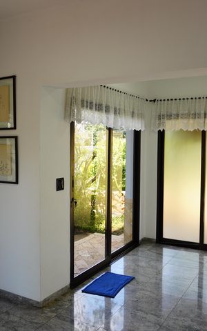 Casa para alugar com 1000m², 4 quartos e 3 vagasSala 1