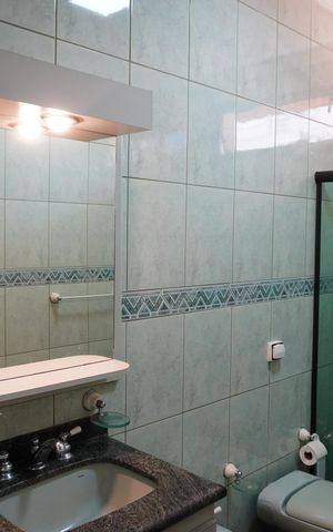 Casa para alugar com 1000m², 4 quartos e 3 vagasBanheiro da Suíte 2