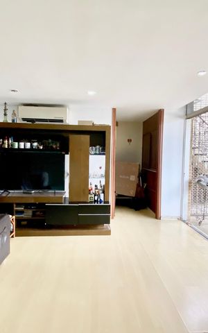 Apartamento à venda com 190m², 3 quartos e 1 vagaSala 