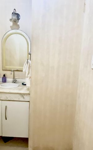 Apartamento à venda com 190m², 3 quartos e 1 vagaLavabo 