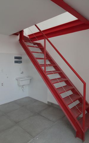 Studio para alugar com 52m², 1 quarto e 2 vagasEscada