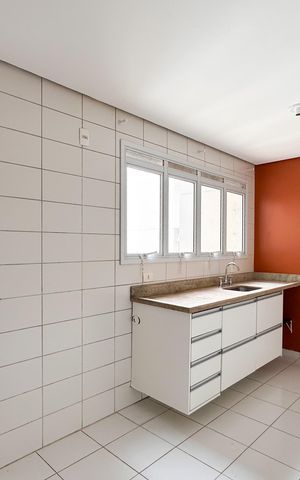 Apartamento à venda com 155m², 3 quartos e 3 vagas Apartamento à venda com 155m², 3 quartos e 3 vagasCozinha