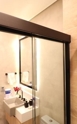 Apartamento à venda com 210m², 2 quartos e 2 vagasBanheiro da Suíte 2