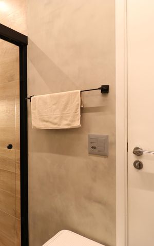 Apartamento à venda com 210m², 2 quartos e 2 vagasBanheiro da Suíte 2