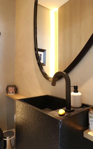 Apartamento à venda com 210m², 2 quartos e 2 vagasLavabo 