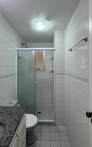 Apartamento à venda com 96m², 4 quartos e 2 vagas Apartamento à venda com 96m², 4 quartos e 2 vagasBanheiro Social