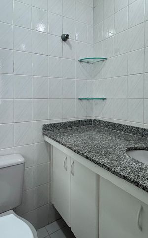 Apartamento à venda com 96m², 4 quartos e 2 vagas Apartamento à venda com 96m², 4 quartos e 2 vagasBanheiro - Suíte