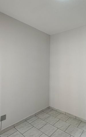Apartamento à venda com 96m², 4 quartos e 2 vagas Apartamento à venda com 96m², 4 quartos e 2 vagasQuarto 2