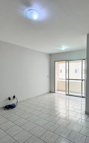 Apartamento à venda com 96m², 4 quartos e 2 vagas Apartamento à venda com 96m², 4 quartos e 2 vagasSala