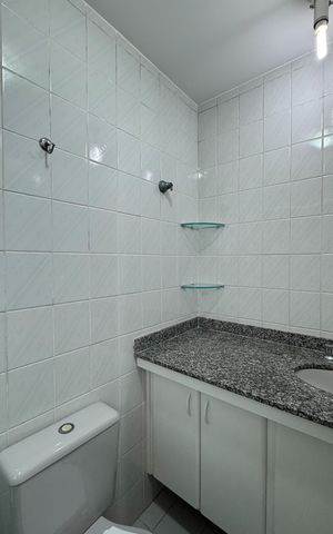 Apartamento à venda com 96m², 4 quartos e 2 vagas Apartamento à venda com 96m², 4 quartos e 2 vagasBanheiro - Suíte