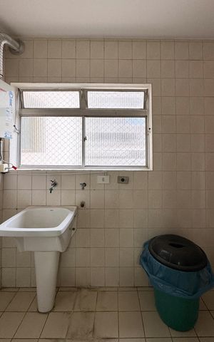 Apartamento à venda com 96m², 4 quartos e 2 vagas Apartamento à venda com 96m², 4 quartos e 2 vagasÁrea de Serviço