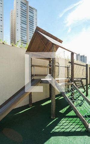Apartamento à venda com 96m², 4 quartos e 2 vagas Apartamento à venda com 96m², 4 quartos e 2 vagasÁrea comum - Playground