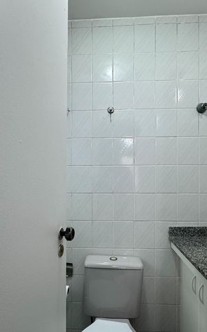 Apartamento à venda com 96m², 4 quartos e 2 vagas Apartamento à venda com 96m², 4 quartos e 2 vagasBanheiro - Suíte