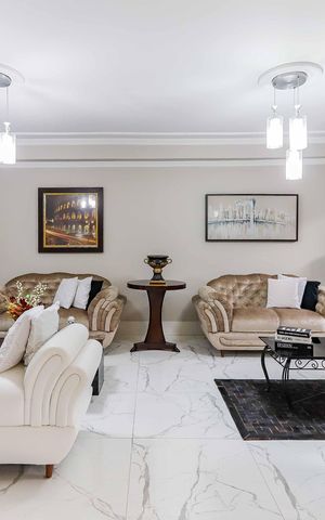 Casa de condomínio à venda com 350m², 4 quartos e 4 vagas Casa de condomínio à venda com 350m², 4 quartos e 4 vagasSala de Estar