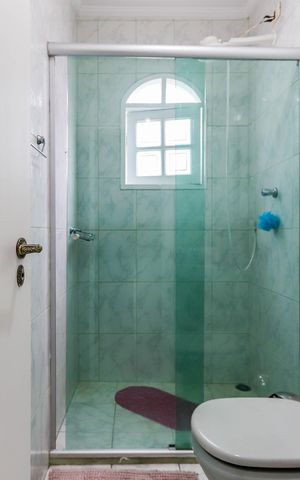 Casa de condomínio à venda com 350m², 4 quartos e 4 vagas Casa de condomínio à venda com 350m², 4 quartos e 4 vagasSuíte 04