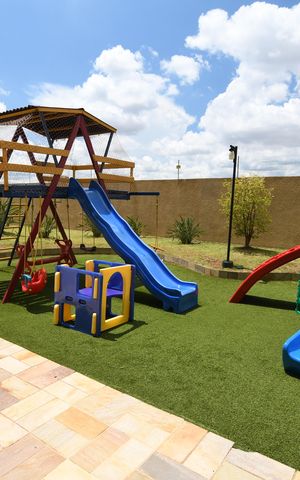 Apartamento à venda com 70m², 3 quartos e 2 vagasÁrea comum - Playground