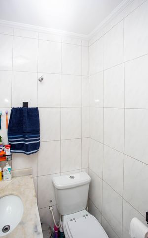 Casa à venda com 190m², 3 quartos e 1 vagaBanheiro