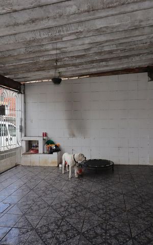 Casa à venda com 129m², 2 quartos e 2 vagasGaragem