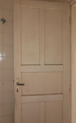 Casa à venda com 129m², 2 quartos e 2 vagasEdícula - Banheiro