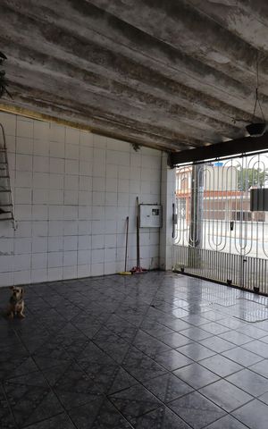 Casa à venda com 129m², 2 quartos e 2 vagasGaragem