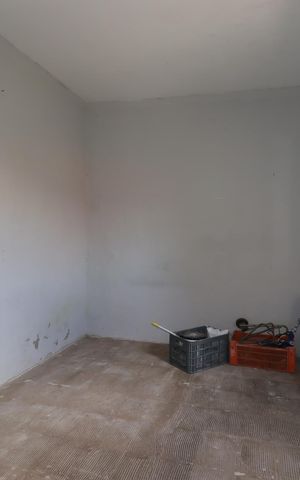 Casa à venda com 129m², 2 quartos e 2 vagasEdícula - Quarto