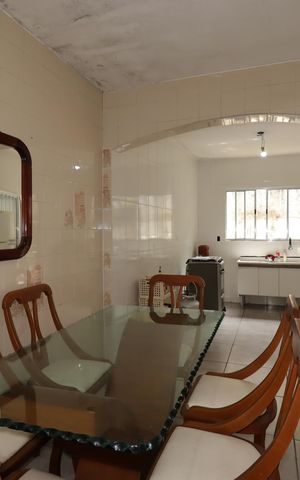 Casa à venda com 129m², 2 quartos e 2 vagasCozinha