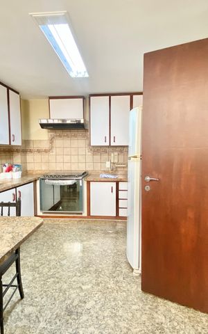 Apartamento à venda com 146m², 3 quartos e 1 vaga Apartamento à venda com 146m², 3 quartos e 1 vagaCozinha