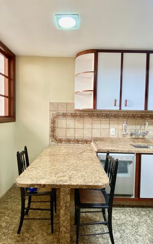Apartamento à venda com 146m², 3 quartos e 1 vaga Apartamento à venda com 146m², 3 quartos e 1 vagaCozinha
