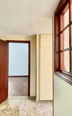 Apartamento à venda com 146m², 3 quartos e 1 vaga Apartamento à venda com 146m², 3 quartos e 1 vagaCozinha