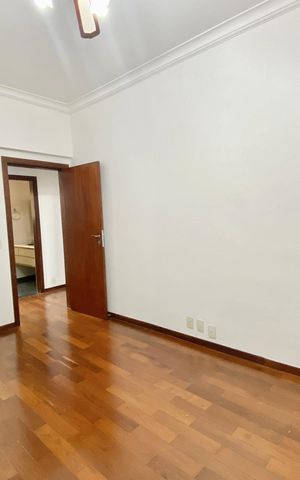 Apartamento à venda com 146m², 3 quartos e 1 vaga Apartamento à venda com 146m², 3 quartos e 1 vagaSuite