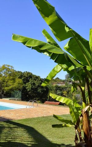 Casa de condomínio para alugar com 3500m², 5 quartos e 4 vagas Casa de condomínio para alugar com 3500m², 5 quartos e 4 vagasÁrea externa