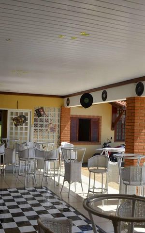Casa de condomínio para alugar com 3500m², 5 quartos e 4 vagas Casa de condomínio para alugar com 3500m², 5 quartos e 4 vagasÁrea externa