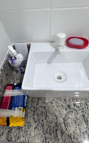 Apartamento à venda com 58m², 2 quartos e 1 vaga Apartamento à venda com 58m², 2 quartos e 1 vagaBanheiro Social