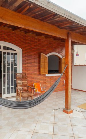 Casa para alugar com 300m², 3 quartos e 3 vagasVaranda