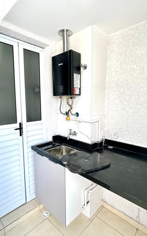 Apartamento à venda com 55m², 2 quartos e 1 vaga Apartamento à venda com 55m², 2 quartos e 1 vagaÁrea de Serviço