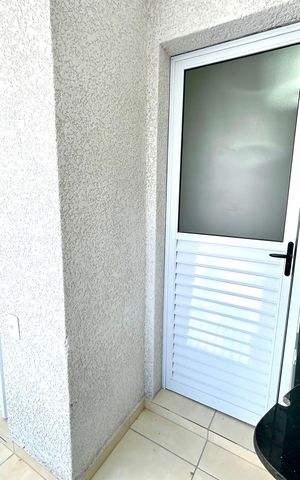 Apartamento à venda com 55m², 2 quartos e 1 vaga Apartamento à venda com 55m², 2 quartos e 1 vagaÁrea de Serviço