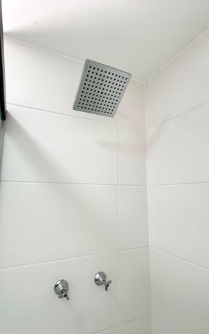 Apartamento à venda com 55m², 2 quartos e 1 vaga Apartamento à venda com 55m², 2 quartos e 1 vagaBanheiro da Suíte